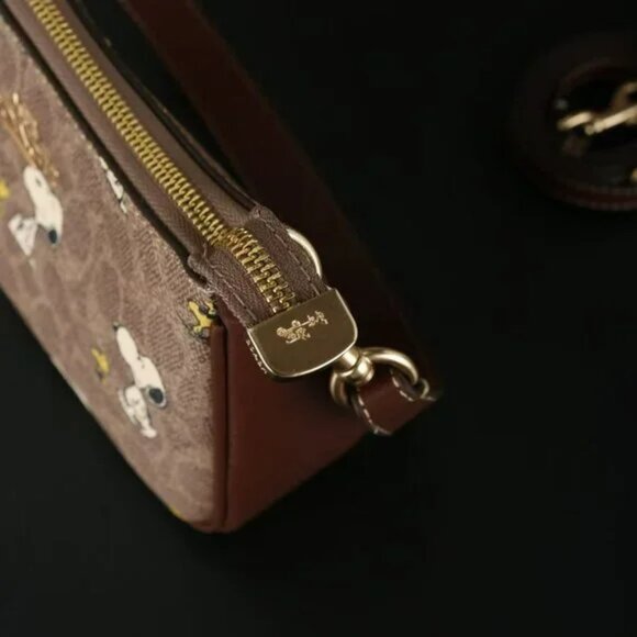 Coach Brown Snoopy Shoulder Bag - Picture 3 of 6